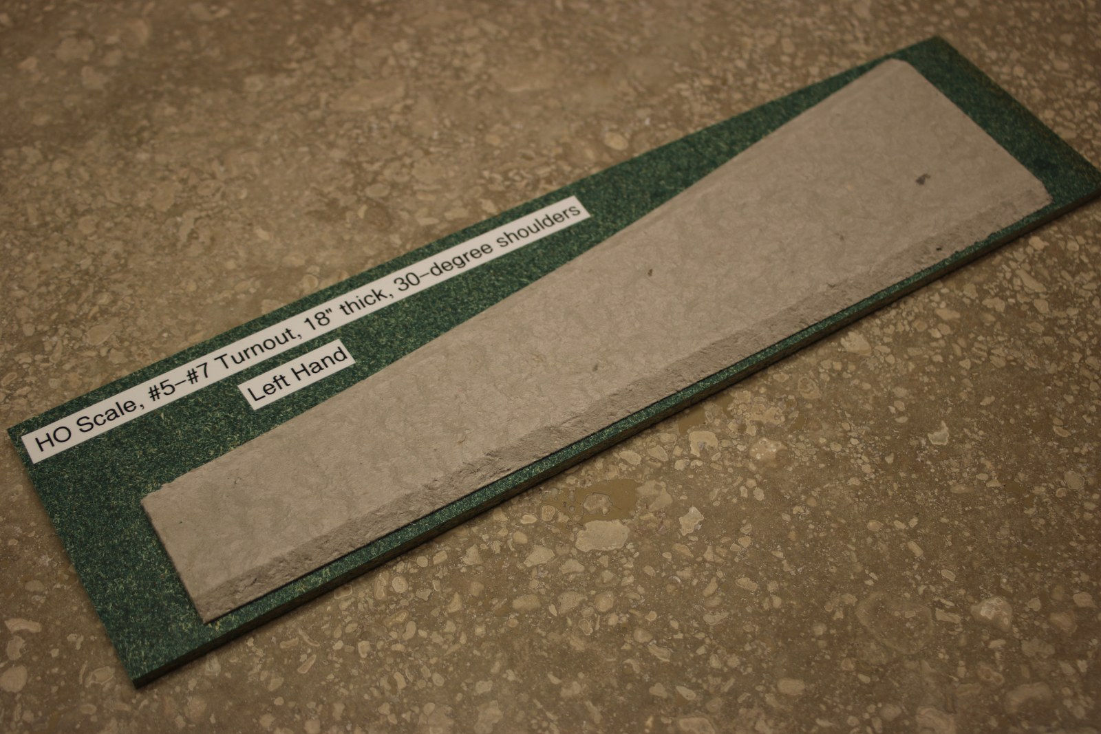 HO Scale #5-#7 Turnout, 30-degree shoulders  (LH or RH, 3.5mm or 5mm thick)