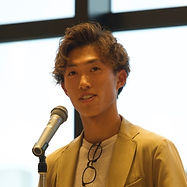 山岸成.jpg