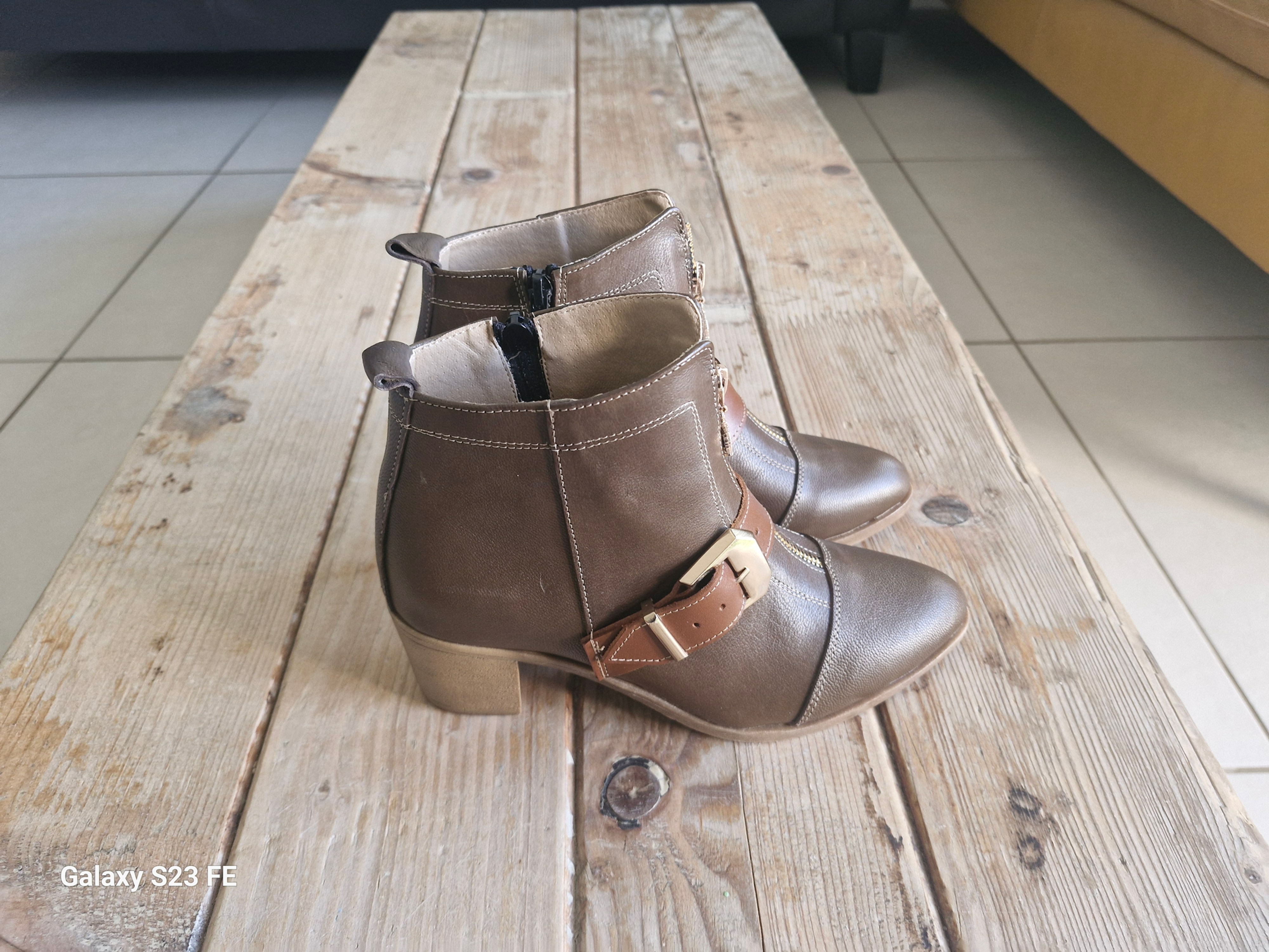 7715 עקב 7 ס"מ ניתן להזמין בכל צבע ושילוב ברישום בהערות