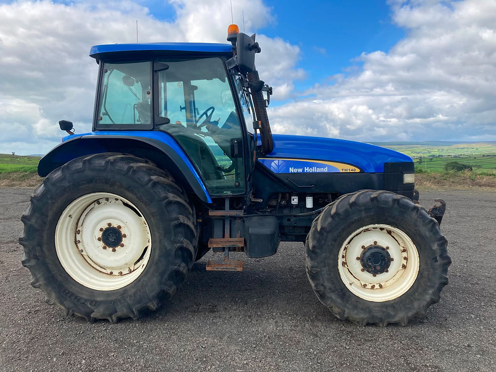 New Holland TM 140