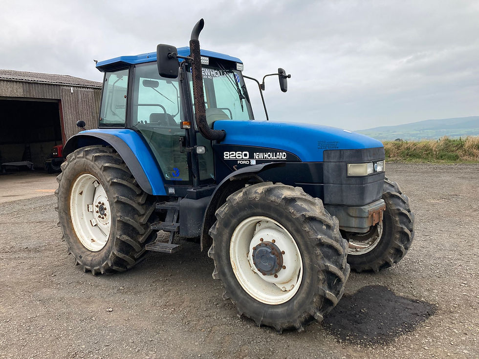 New Holland 8260
