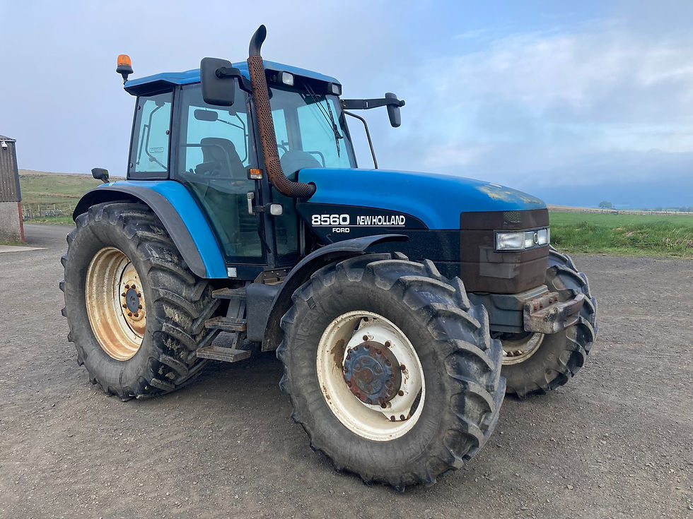 New Holland 8560