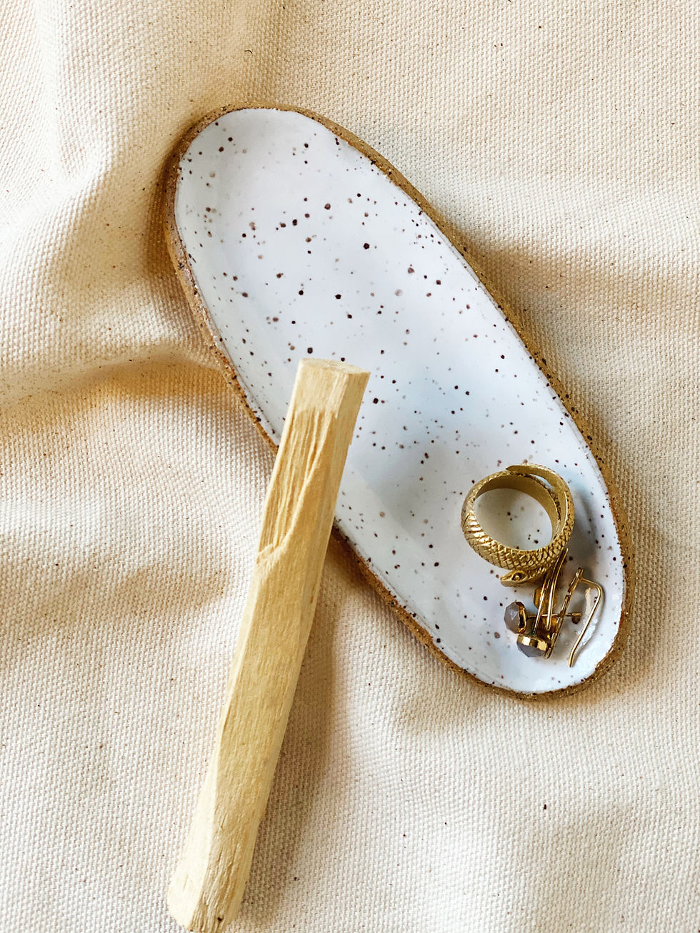 Thumbnail: tiny platter in white satin