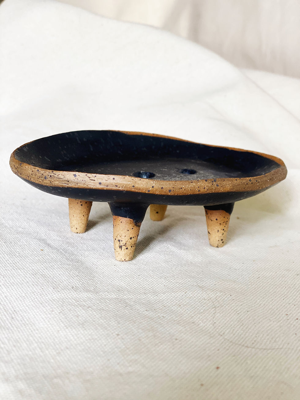 Thumbnail: Soap Dish in black satin