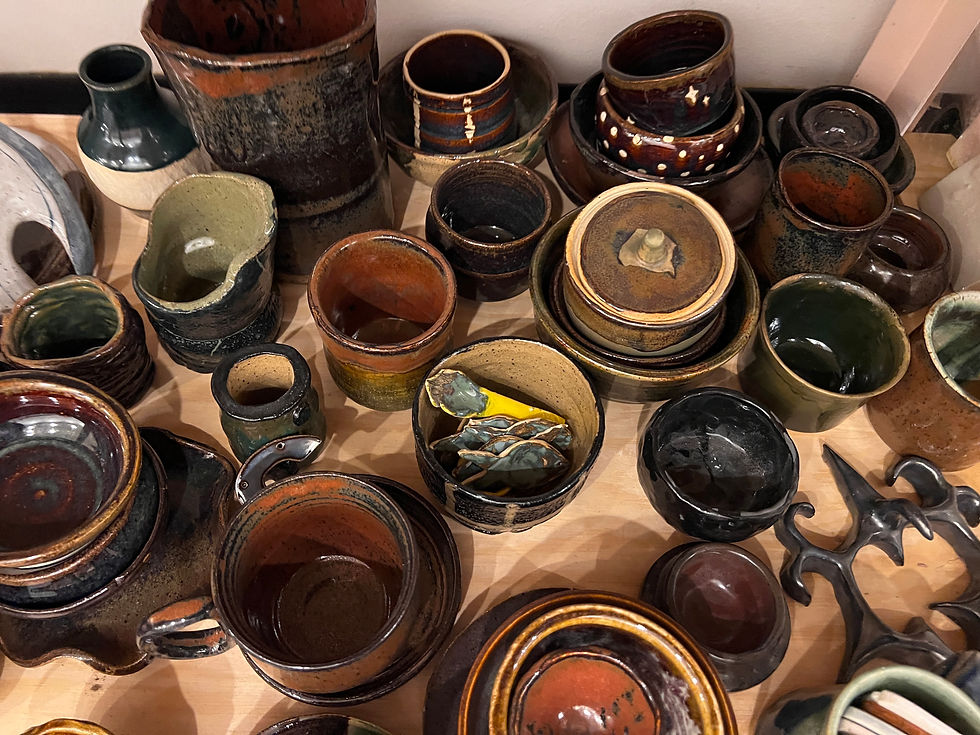 Image of a group class at bushwick ceramics