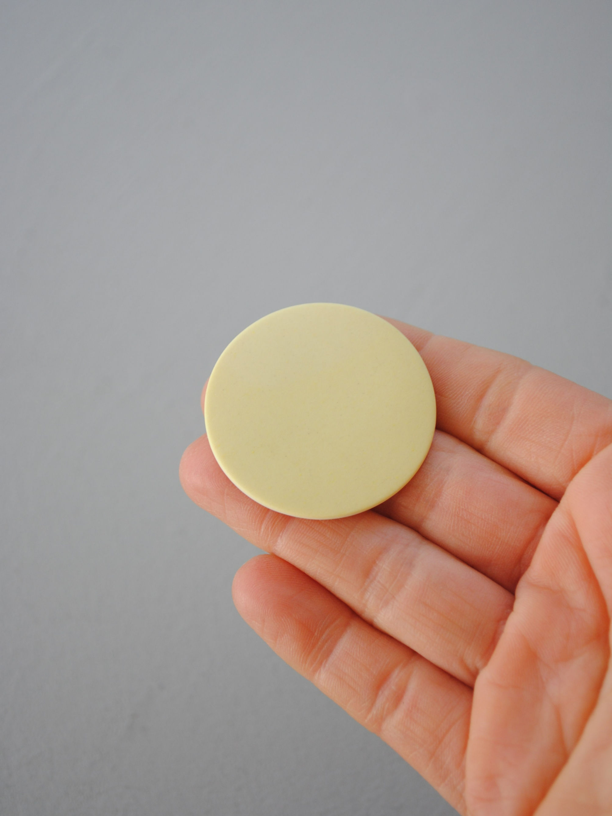 Small Circle Brooch, Sunshine Yellow