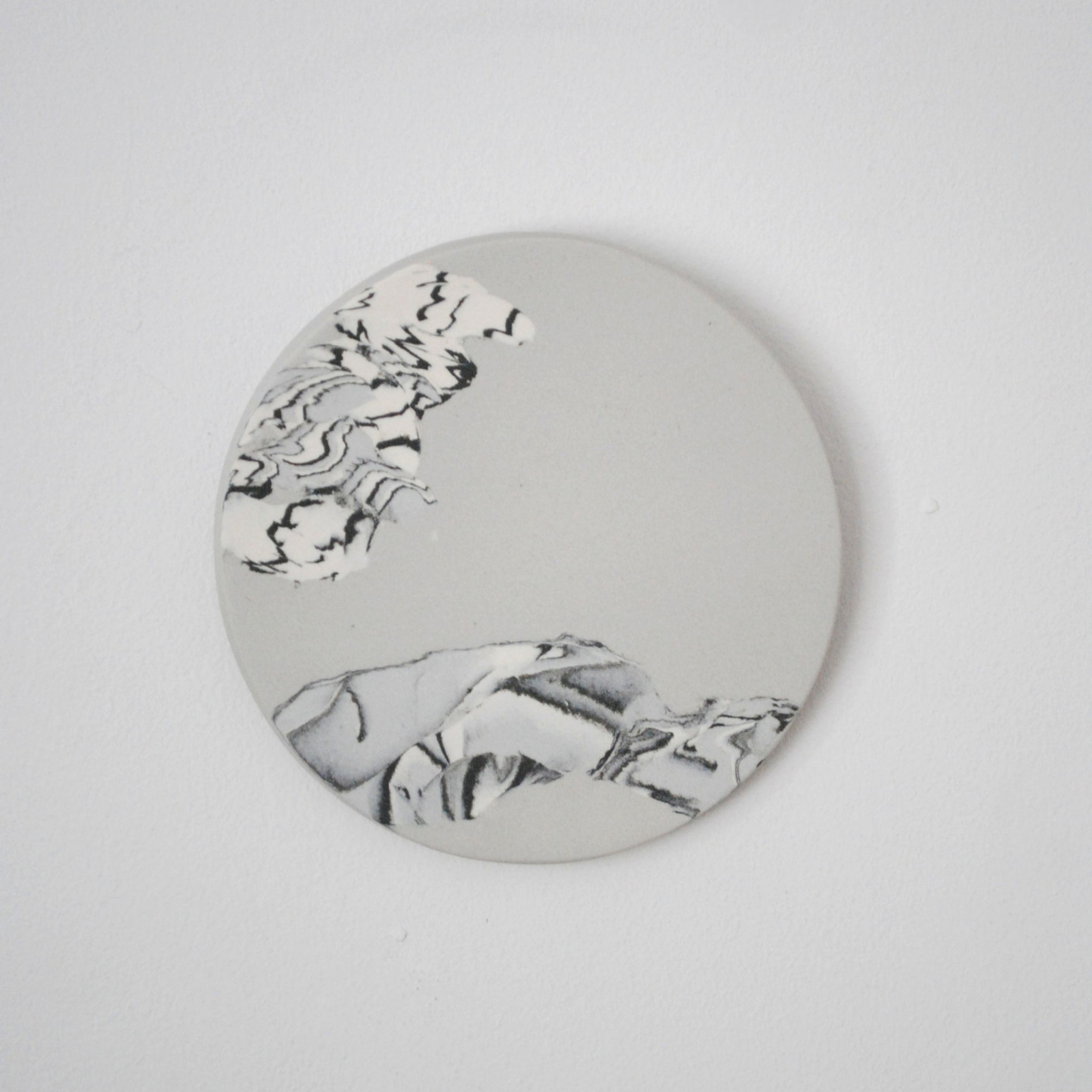 Fleeting 1, 2025, stoneware, 11.5 cm