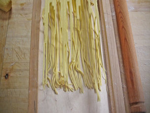 What to Eat in Abruzzo: A Chitarra Pasta capable of producing melodious harmony..... at the table!
