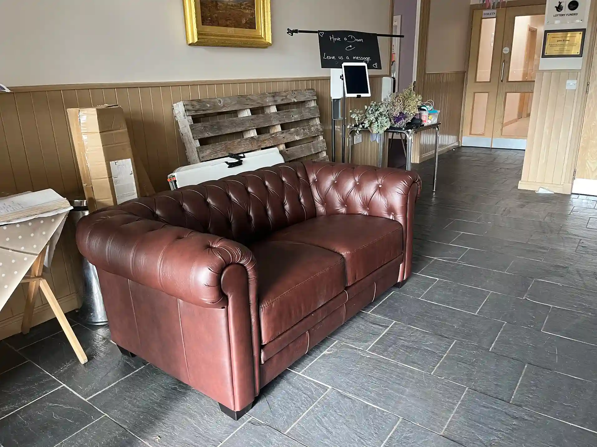 Leather couch hire