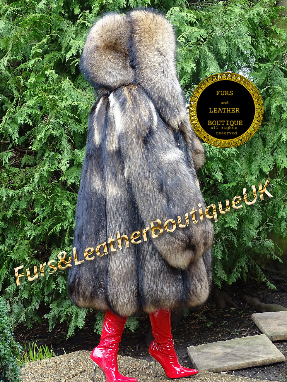 縮圖：🔥 Pre-Order SAGA HEAVY HONEY FINN RACCOON FUR COAT HOODED PARKA