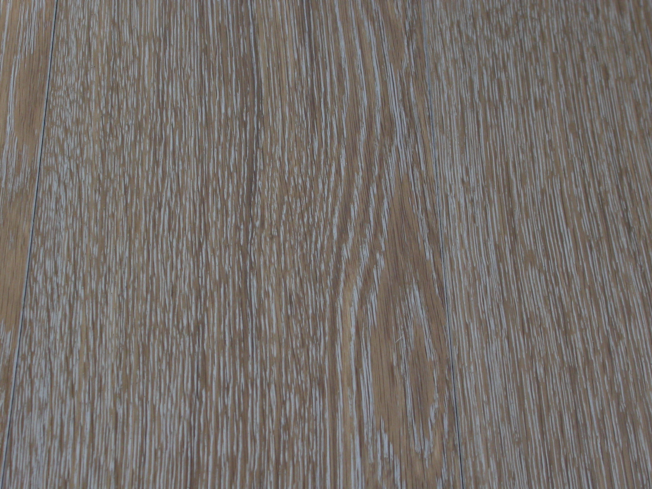 Versailles Oak Cognac Dist Brush & UV Lac £40.99