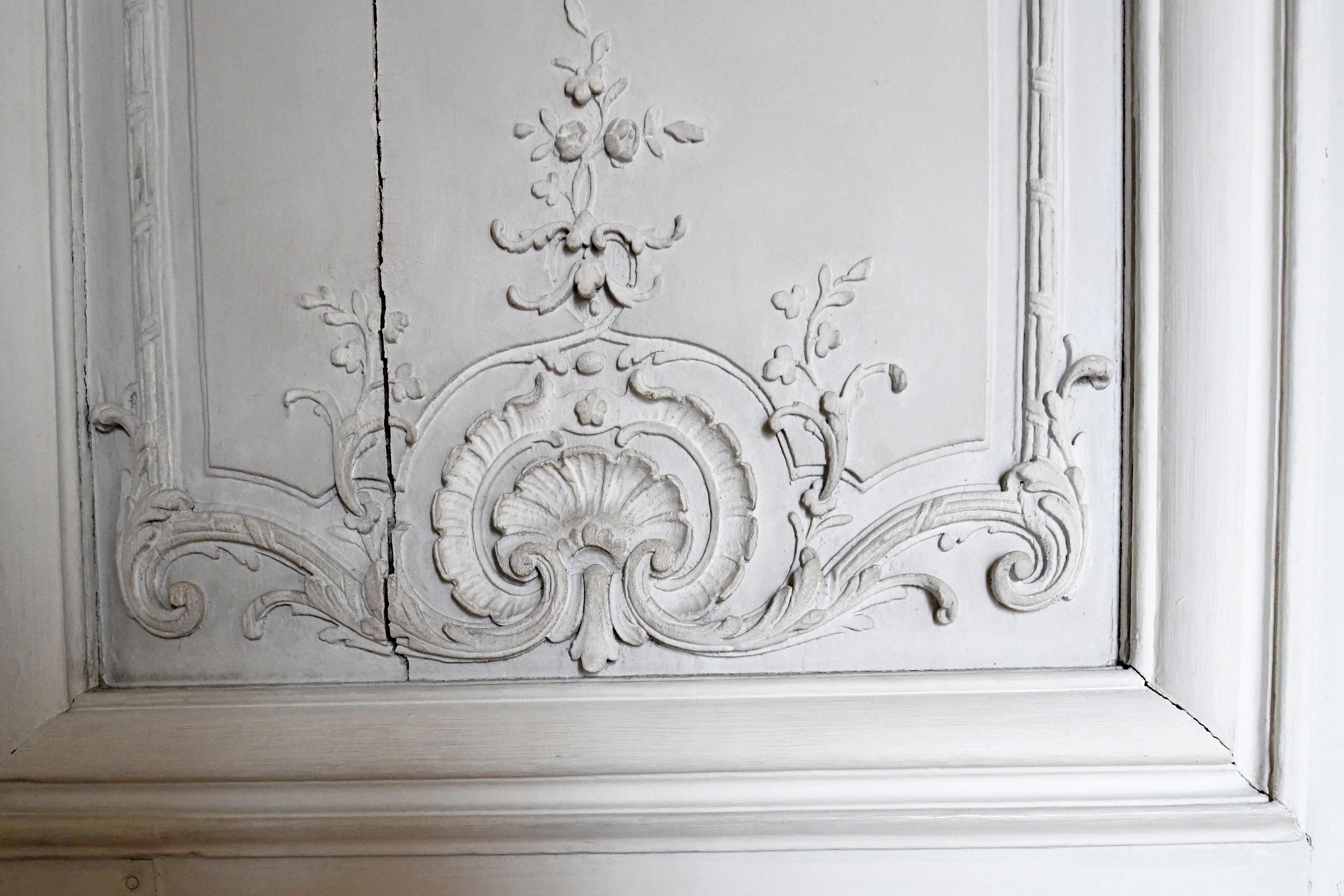 Beautiful engraving on door