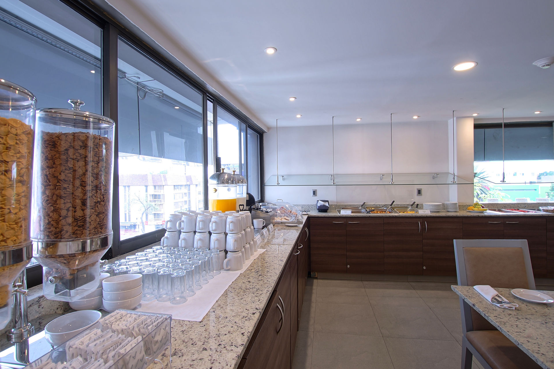 Hotel Business Class, con todos los servicios