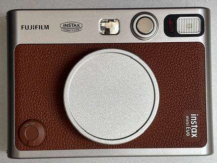 フジフィルム instax mini Evoインスタントカメラ