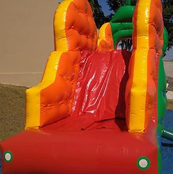 Escorregador inflavel, brinquedo inflavel, pula pula inflavel, balão pula pula, tobogã infantil, brinquedo tobogã infantil, aluguel de brinquedo inflavel