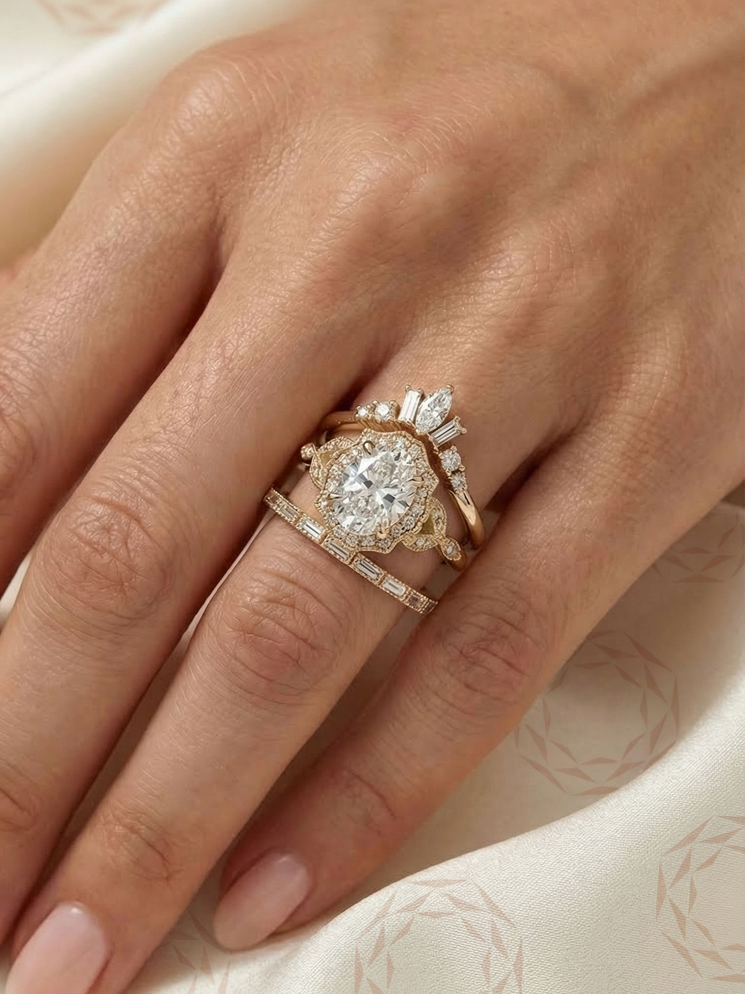Unique Oval Bridal Set 2.5 CT Moissanite Engagement Ring