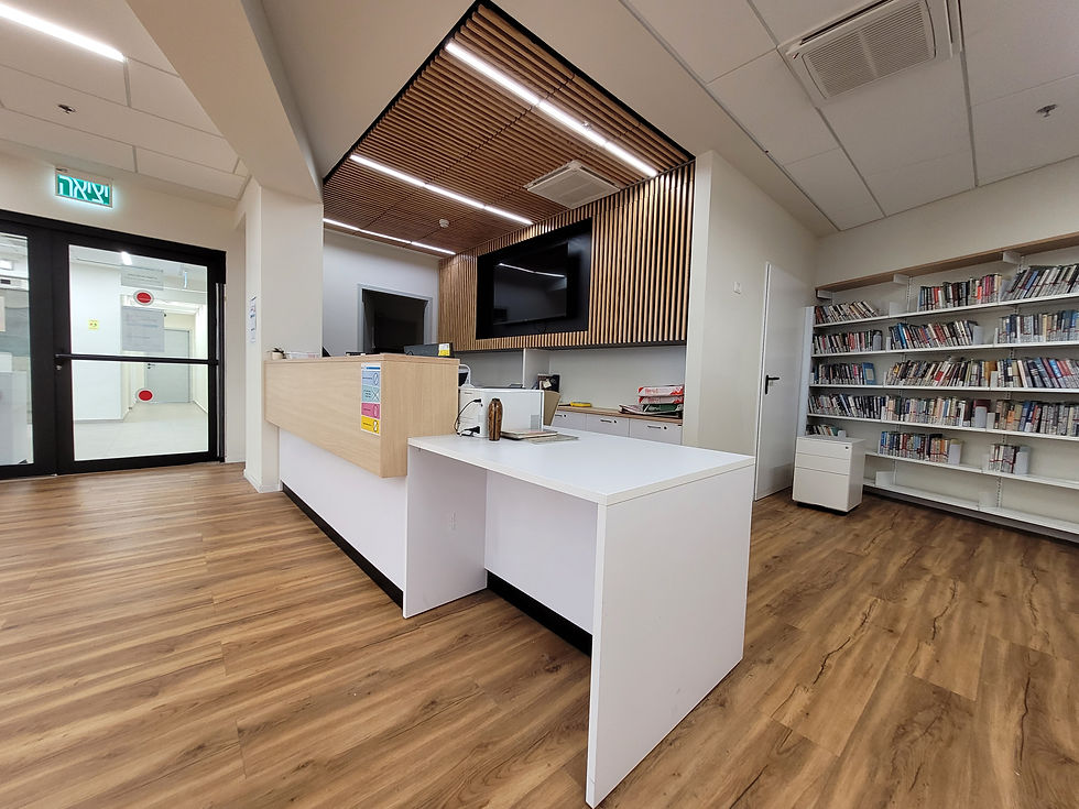 דלפק ספריית בית דני, תל אביב