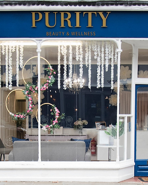 Front-of-salon-1.jpeg