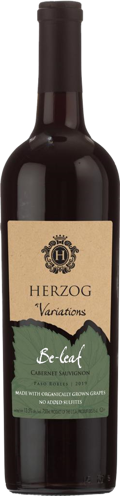 יין לבן יבש מסדרת “Variations” של יקב הרצוג, מענבי שרדונה מובחרים מאזור החוף הצפוני של קליפורניה (North Coast). היין עבר יישו