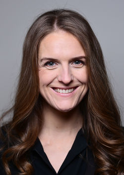 CLAUDIA_CARUS_WEB_96dpi_69.jpeg