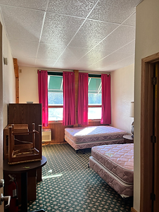 Kab Inn offers overnight lodging with A/C, internet, Smart T.V's, kitchen units and more.