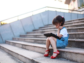 9 Signs You Were Raised In A Dysfunctional Family
