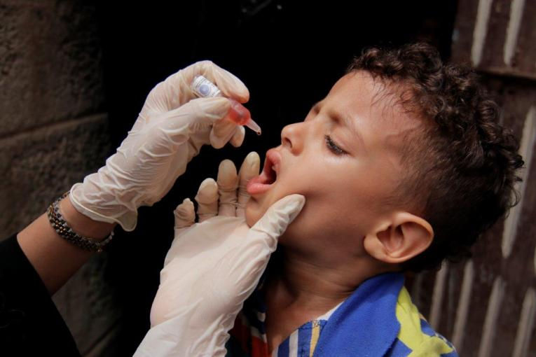 حملات التلقيح ضد شلل الاطفال في اليمن