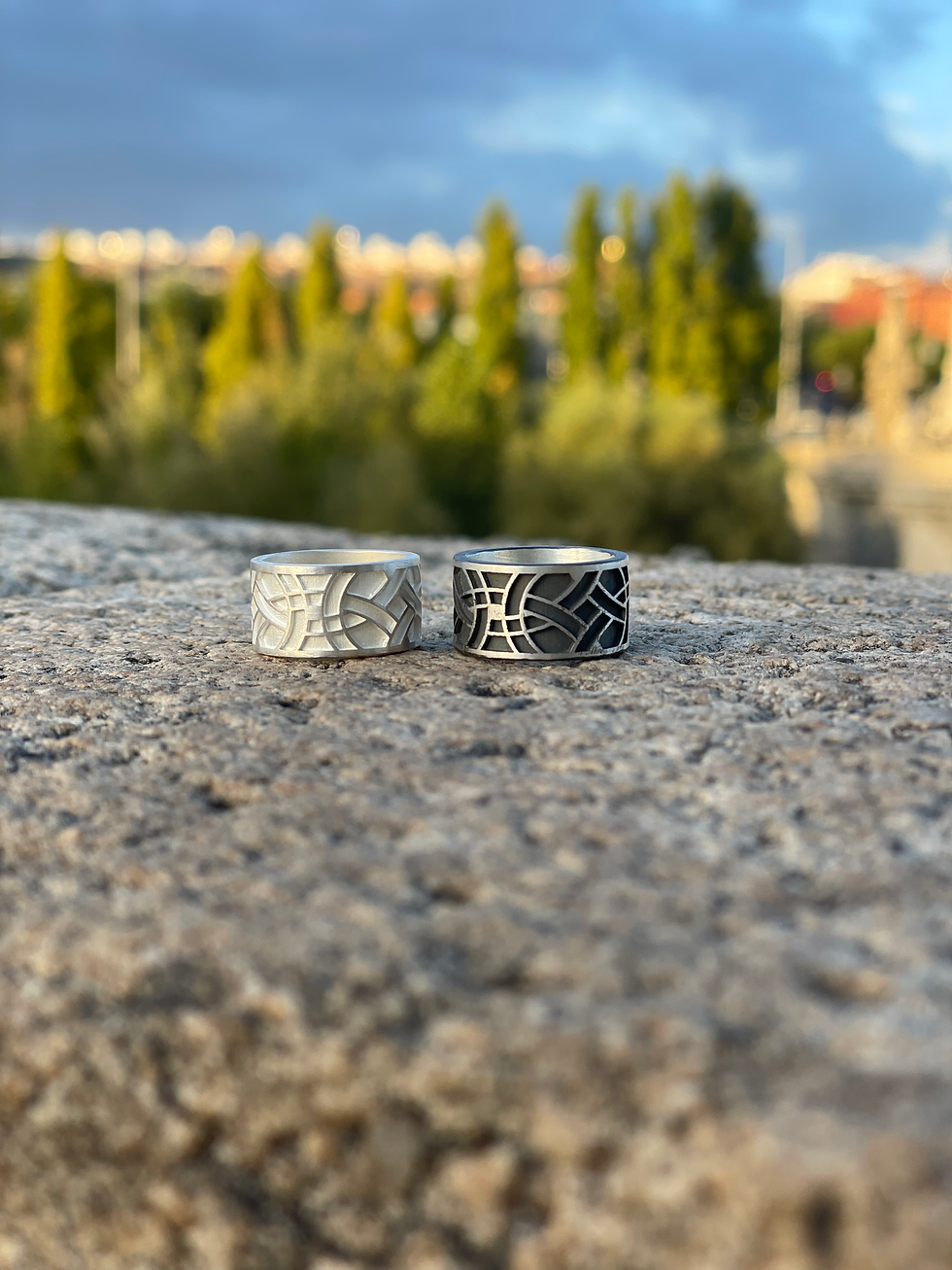Thumbnail: Existir silver ring