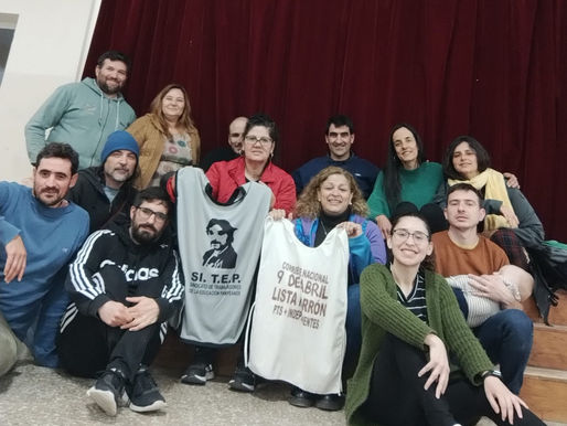 Docentes se organizan contra la privatización de la escuela