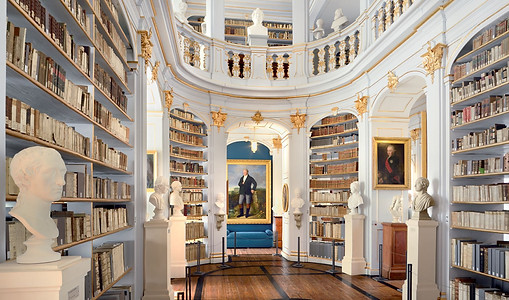 Vortragsbild_hueringen_Weimar Rokokosaal