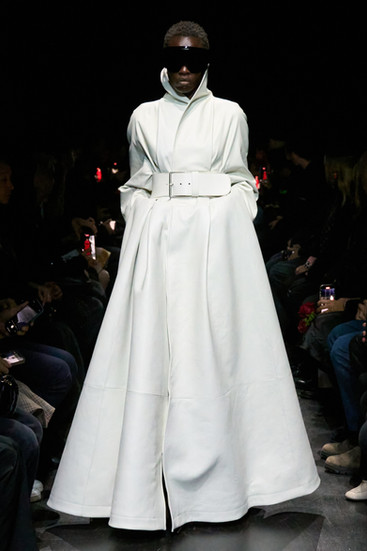 balenciaga runway 2025 fall winter