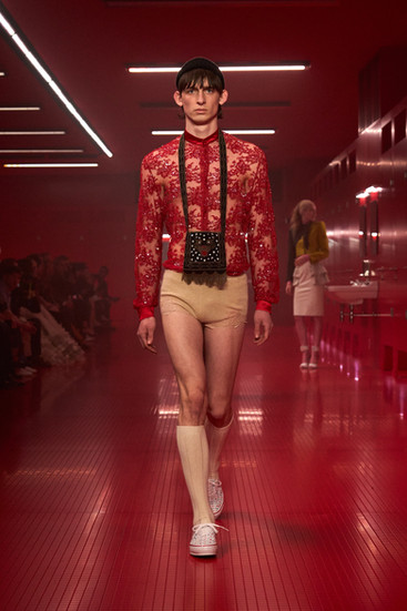 Valentino runway 2025 fall winter