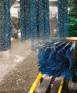 Conduzir através de lavagem de carro