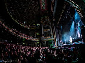 Dexys at Manchester Opera House: From Intimate Confessions to a Soul-Stirring Geno