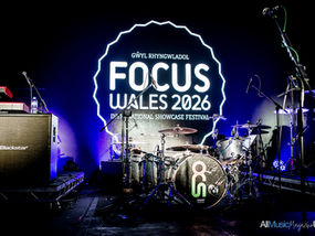 Ocean Colour Scene Ride the Long Train Home at FOCUS Wales — Soul, Sweat and Something That Still Matters