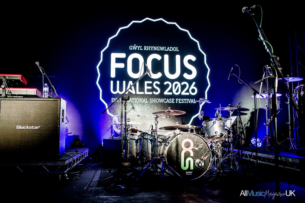 Ocean Colour Scene Ride the Long Train Home at FOCUS Wales — Soul, Sweat and Something That Still Matters