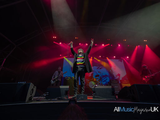 The Charlatans Full Of Indomitable Northern Soul At Castlefield Bowl, Manchester, 5th July 2025.