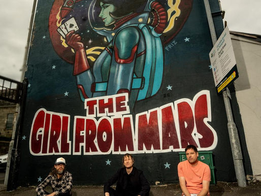 ASH share video for 'Girl From Mars' (live from STABAL Studios) | '1977