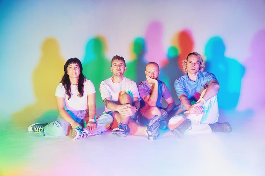 ALBUM REVIEW – THE BETHS – STRAIGHT LINE WAS A LIE