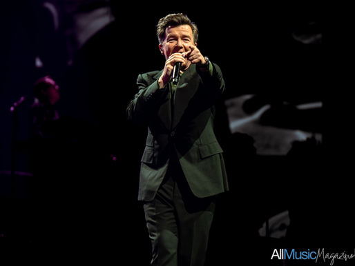 Rick Astley in M & S Bank Arena Liverpool - A Night of Reflection, Throwbacks and Surprises