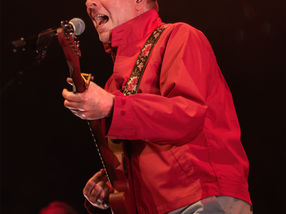 Thirty Years Young - Belle and Sebastian Reignite “Sinister” in Manchester