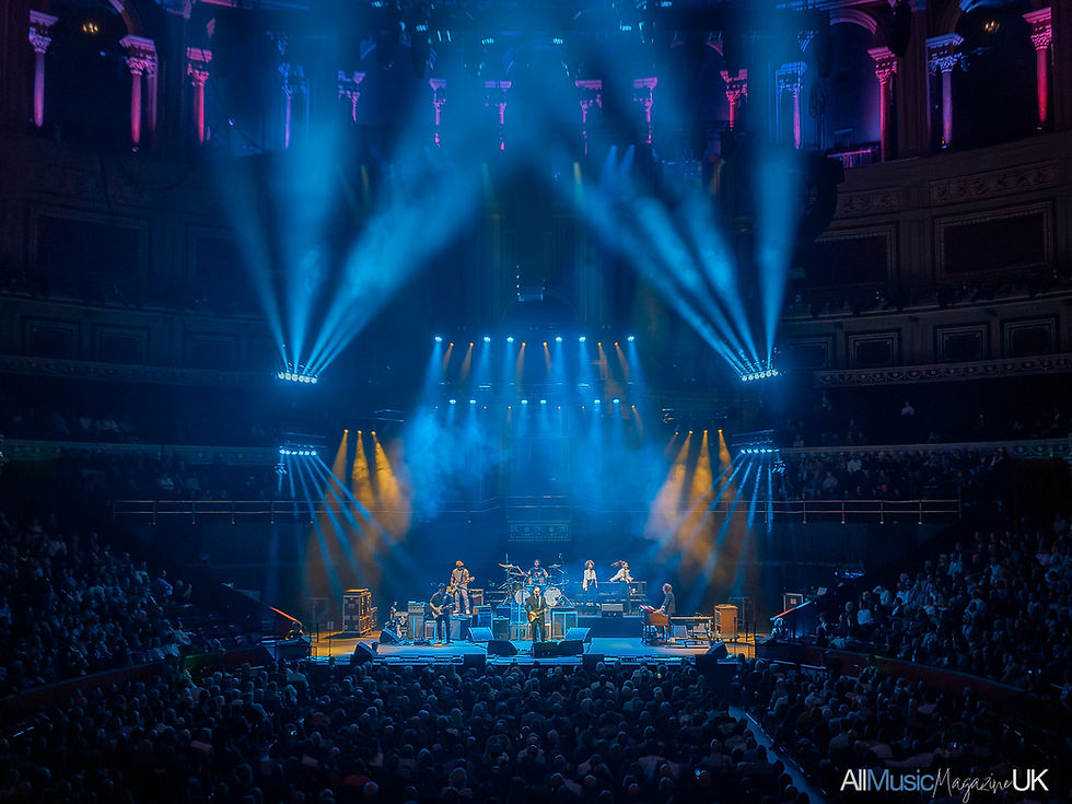 Joe Bonamassa Turns the Royal Albert Hall Into a Living, Breathing Blues Machine