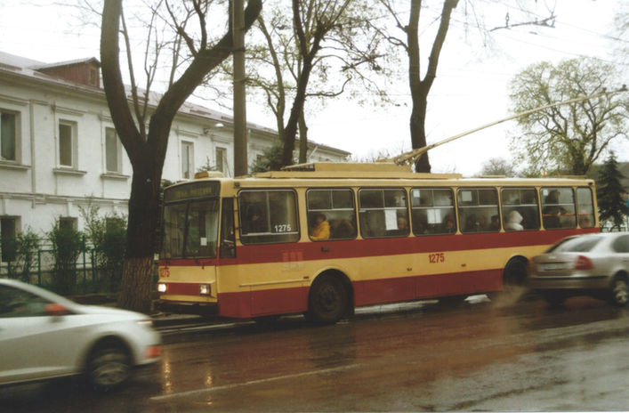 trolleybus