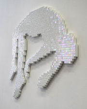 Franziska Peter: FLOATING,
Glasmosaik, irisierend, auf Holz, ca. 80 x 80 cm, 2022