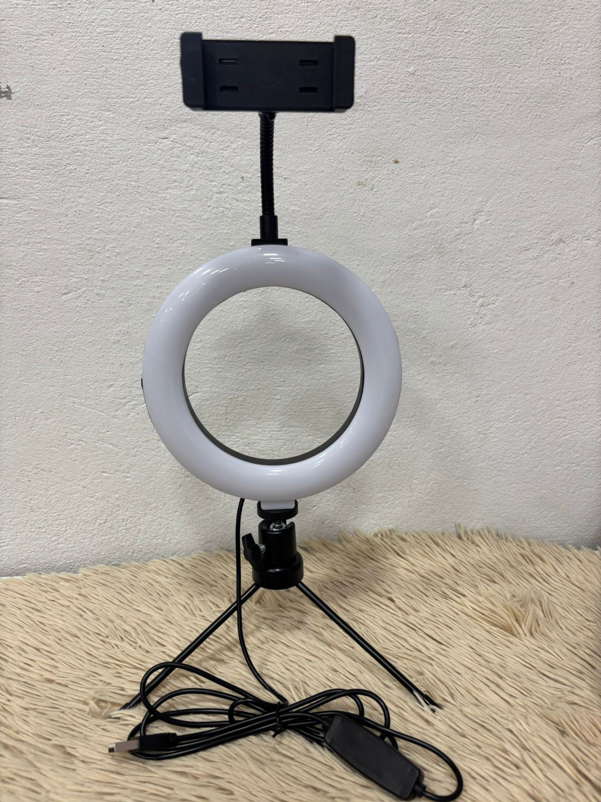 Ring Light LED com Tripé de Mesa e Suporte para Celular
