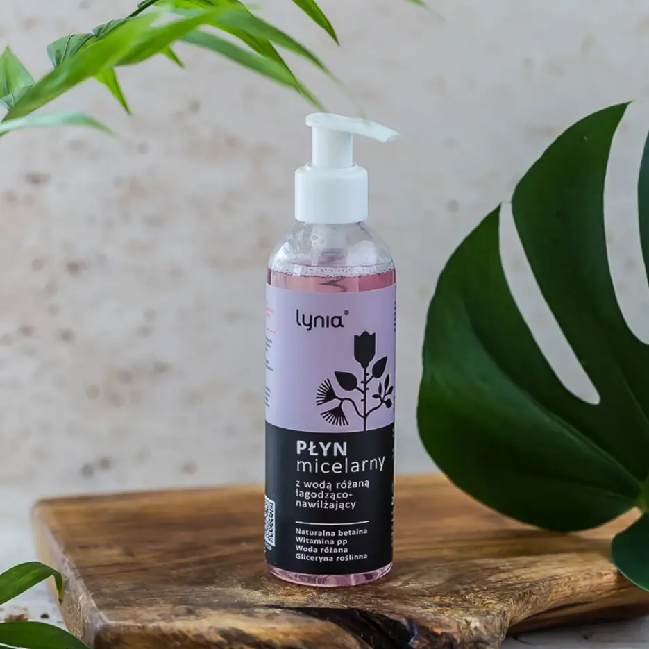 lynia mizellenwasser – hydratation und beruhigung mit rosenwasser