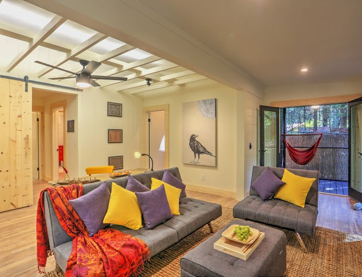 IMG_1085And7more_Interior 3.jpg