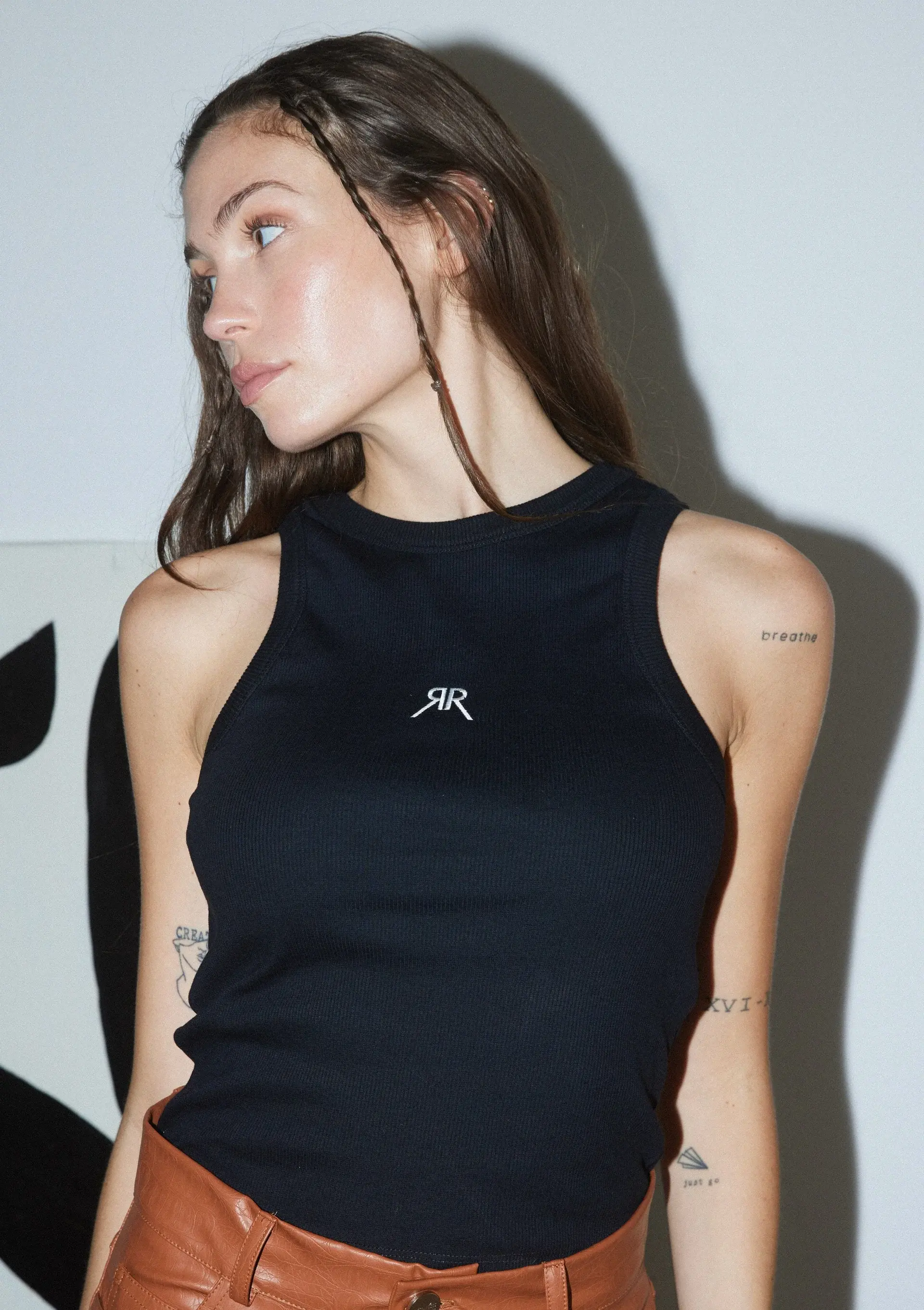 MUSCULOSA LEVIN - BLACK