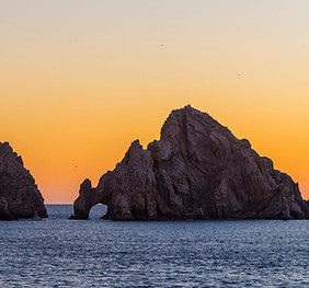 sunset view of el arco de cabo san lucas, perfect backdrop to advertise your business in los cabos