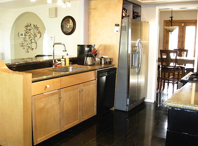 Kitchen Before 2_edited_edited.jpg